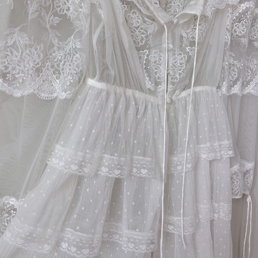 For Love and Lemons Forever Bridal Robe SOLD OUT online ! Coachella vibes 🌸 - Picture 4 of 9
